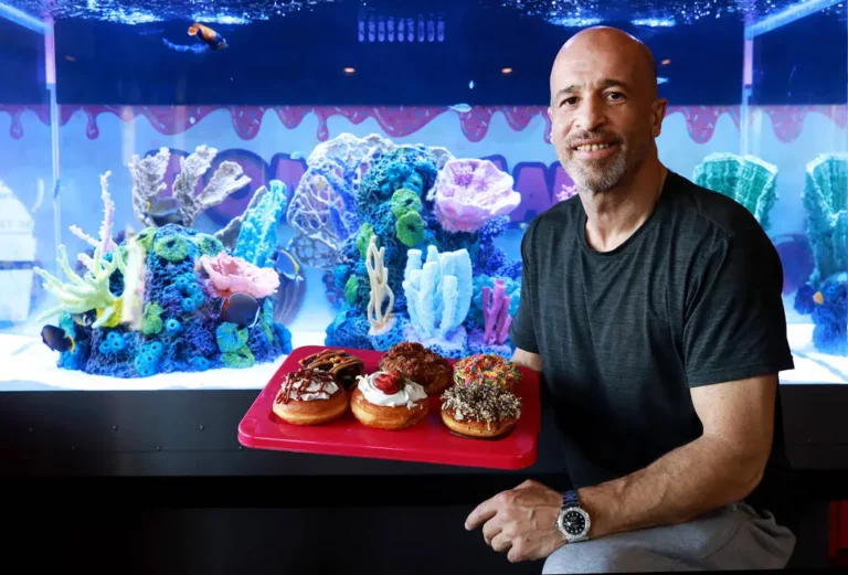 Does Brett Still Own Donut Mania?